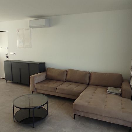 Calypso Residence อูมัค ภายนอก รูปภาพ
