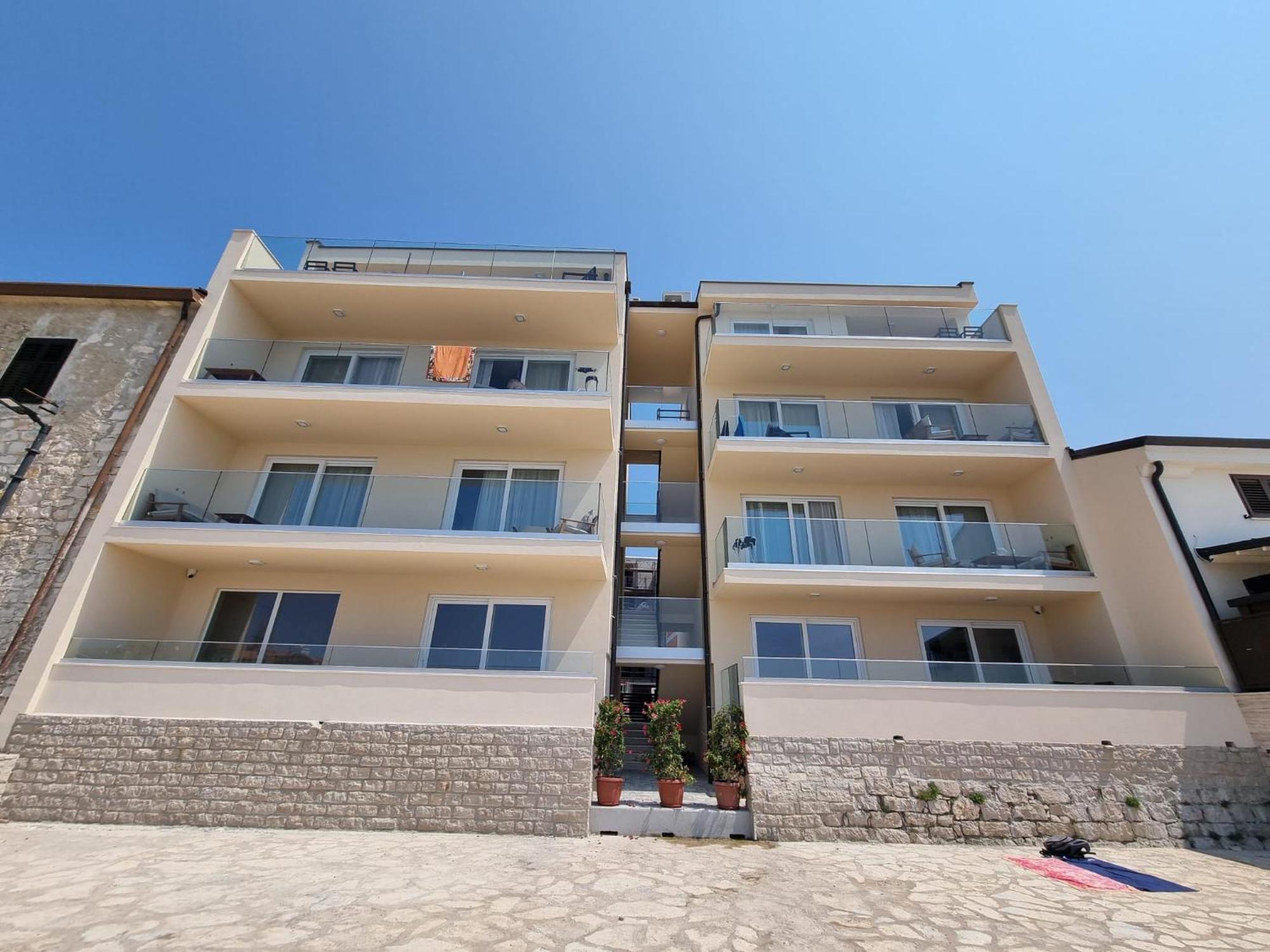 Calypso Residence อูมัค ภายนอก รูปภาพ