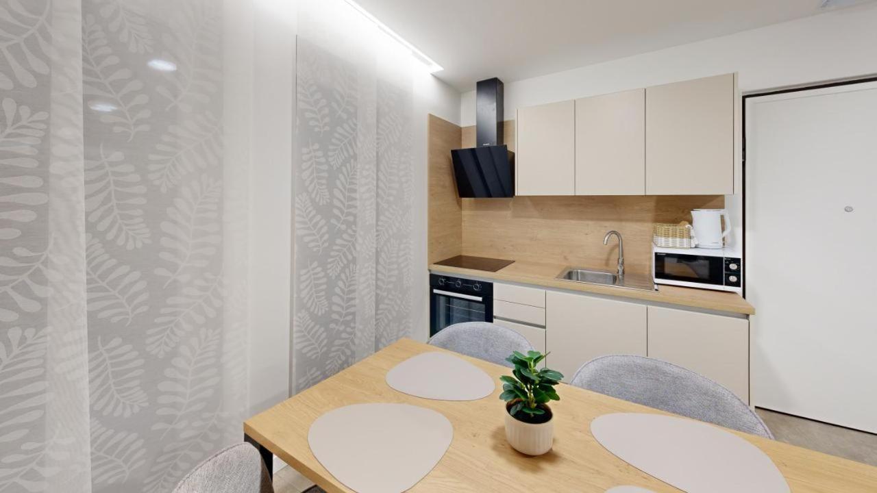 Calypso Residence อูมัค ภายนอก รูปภาพ