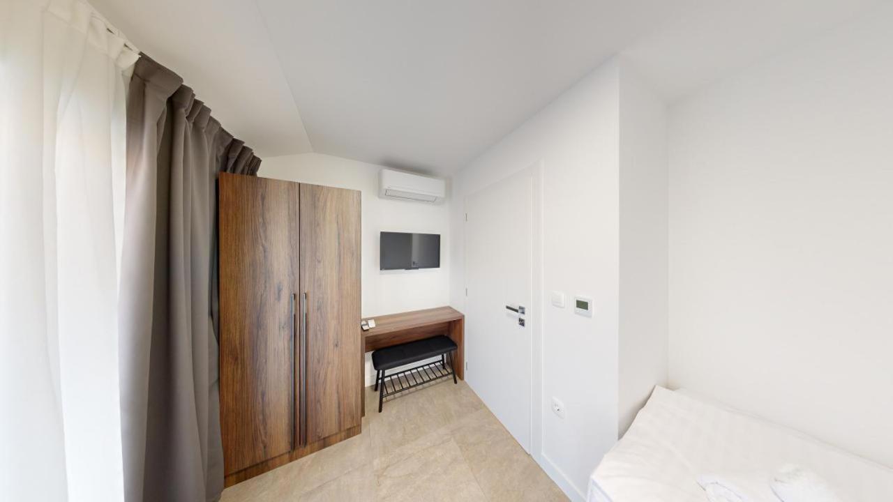 Calypso Residence อูมัค ภายนอก รูปภาพ