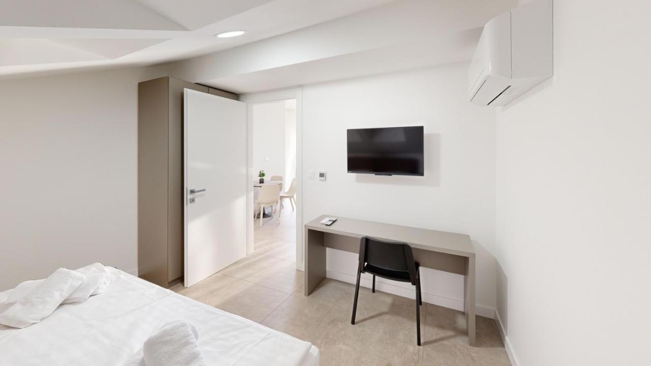 Calypso Residence อูมัค ภายนอก รูปภาพ