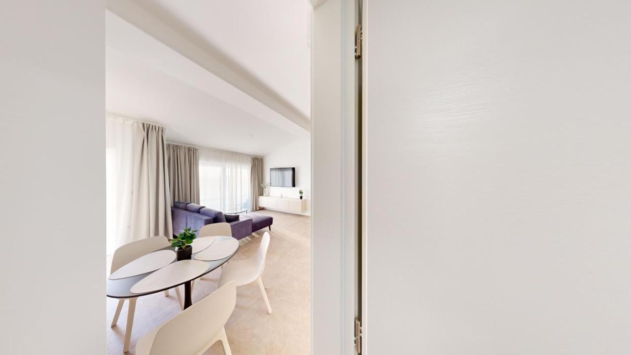 Calypso Residence อูมัค ภายนอก รูปภาพ