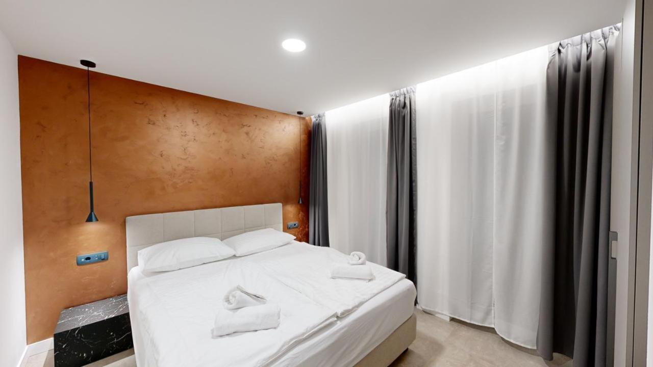 Calypso Residence อูมัค ภายนอก รูปภาพ