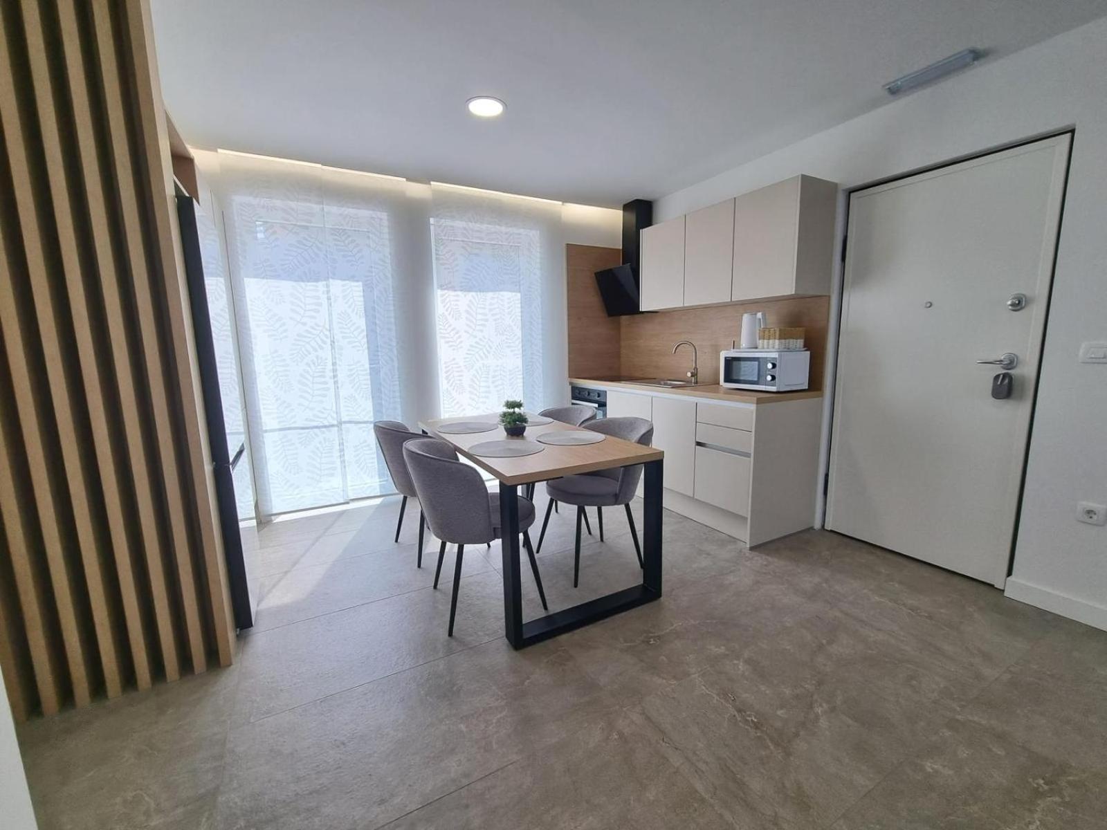 Calypso Residence อูมัค ภายนอก รูปภาพ