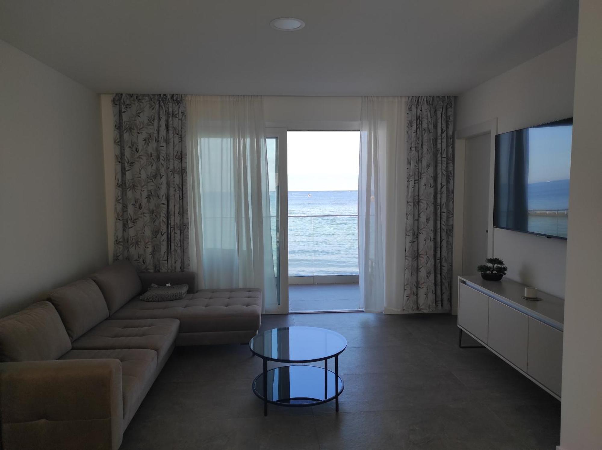 Calypso Residence อูมัค ภายนอก รูปภาพ