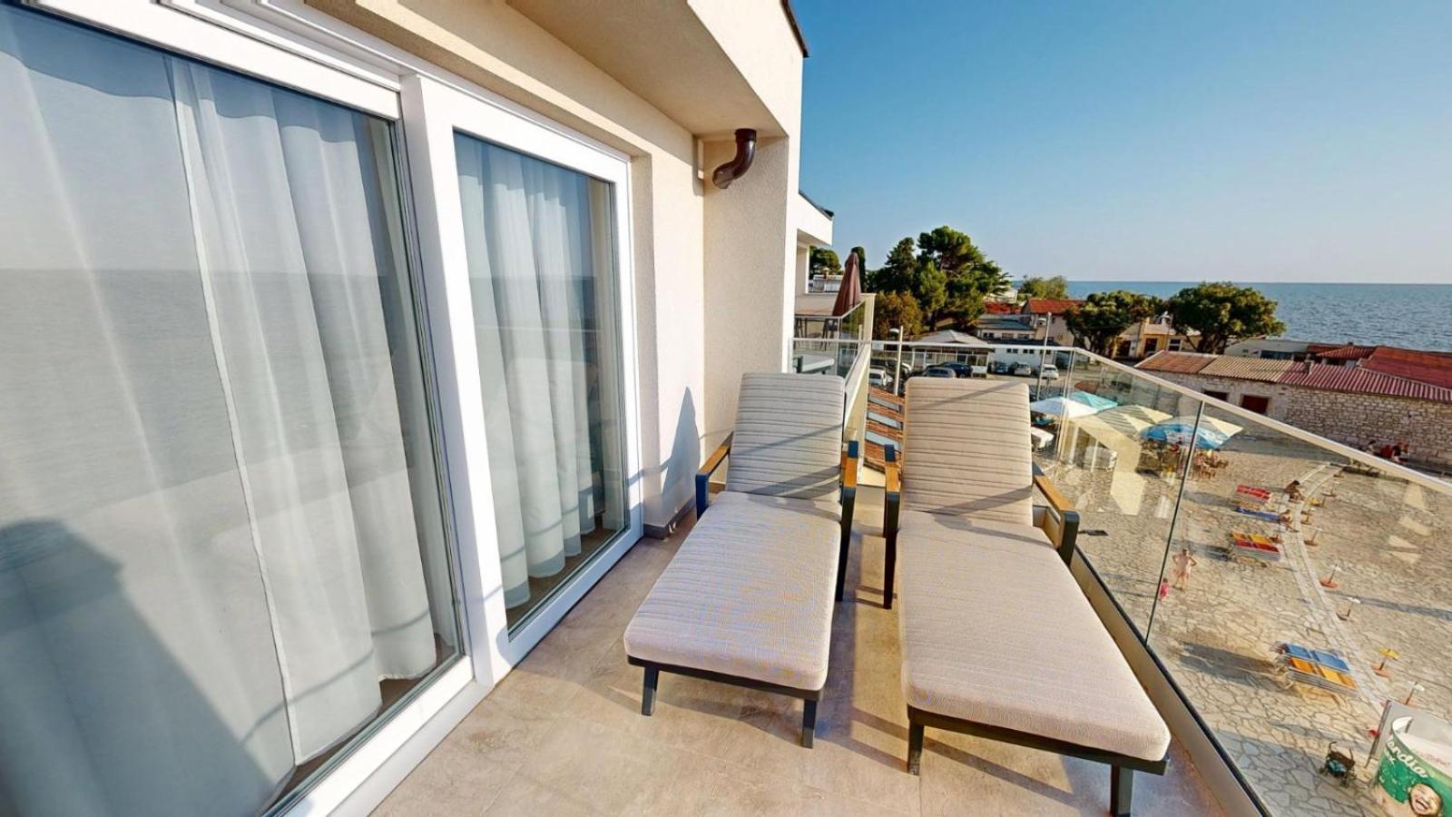 Calypso Residence อูมัค ภายนอก รูปภาพ